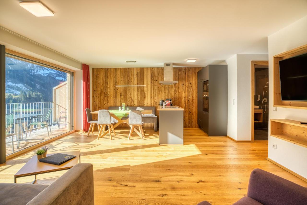 Hus23 With Wellness Apartment Schröcken Екстериор снимка