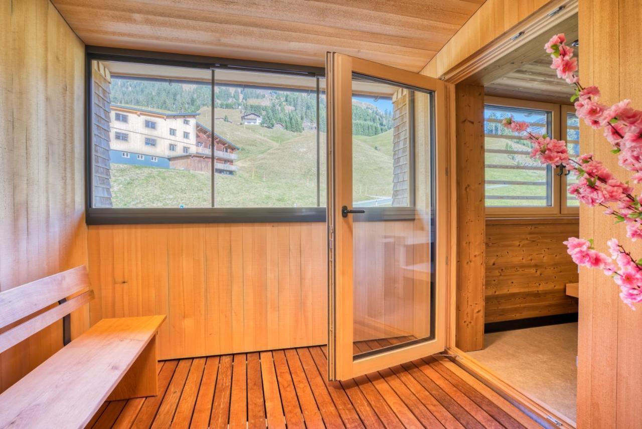 Hus23 With Wellness Apartment Schröcken Екстериор снимка