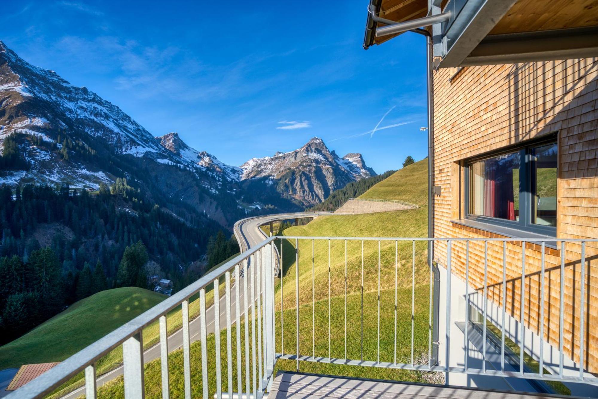 Hus23 With Wellness Apartment Schröcken Екстериор снимка
